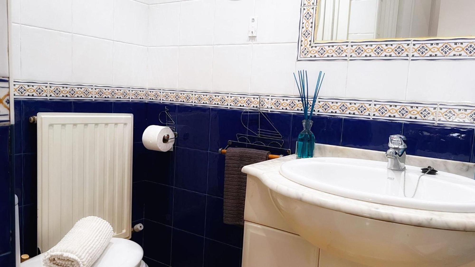 Centrica Y Amplia Vivienda Turistica Con Wifi Bilbau Exterior foto